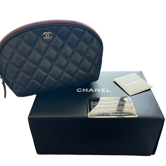 Chanel Quilted Cosmetic Case - Picture 5 of 8
